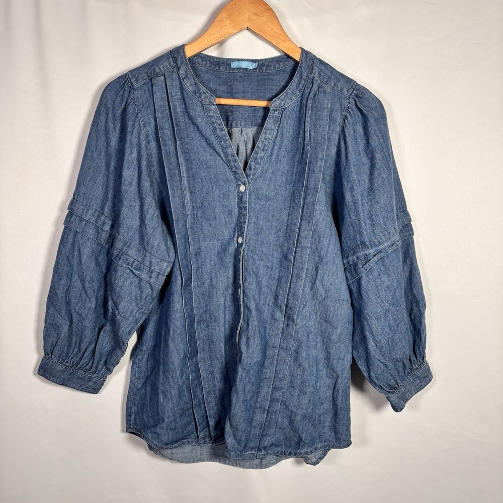 J McLaughlin Linen Blend Top XS Chambray Denim Equestrian Western Button Up